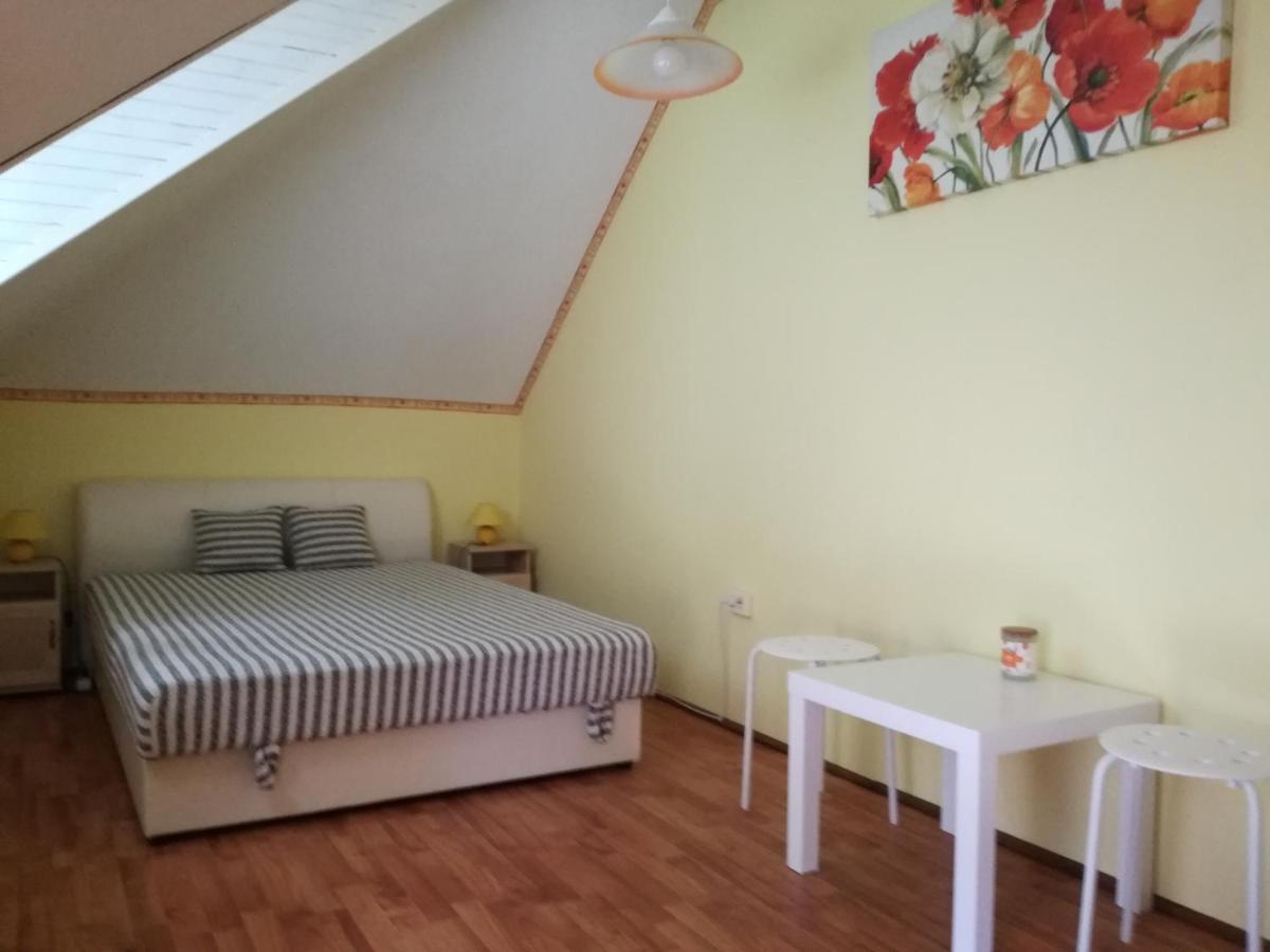 Negy Evszak Vendeghaz Hotel Balatonboglar Luaran gambar