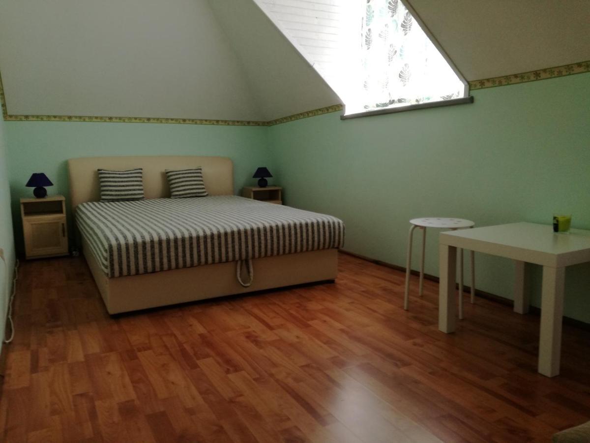 Negy Evszak Vendeghaz Hotel Balatonboglar Luaran gambar